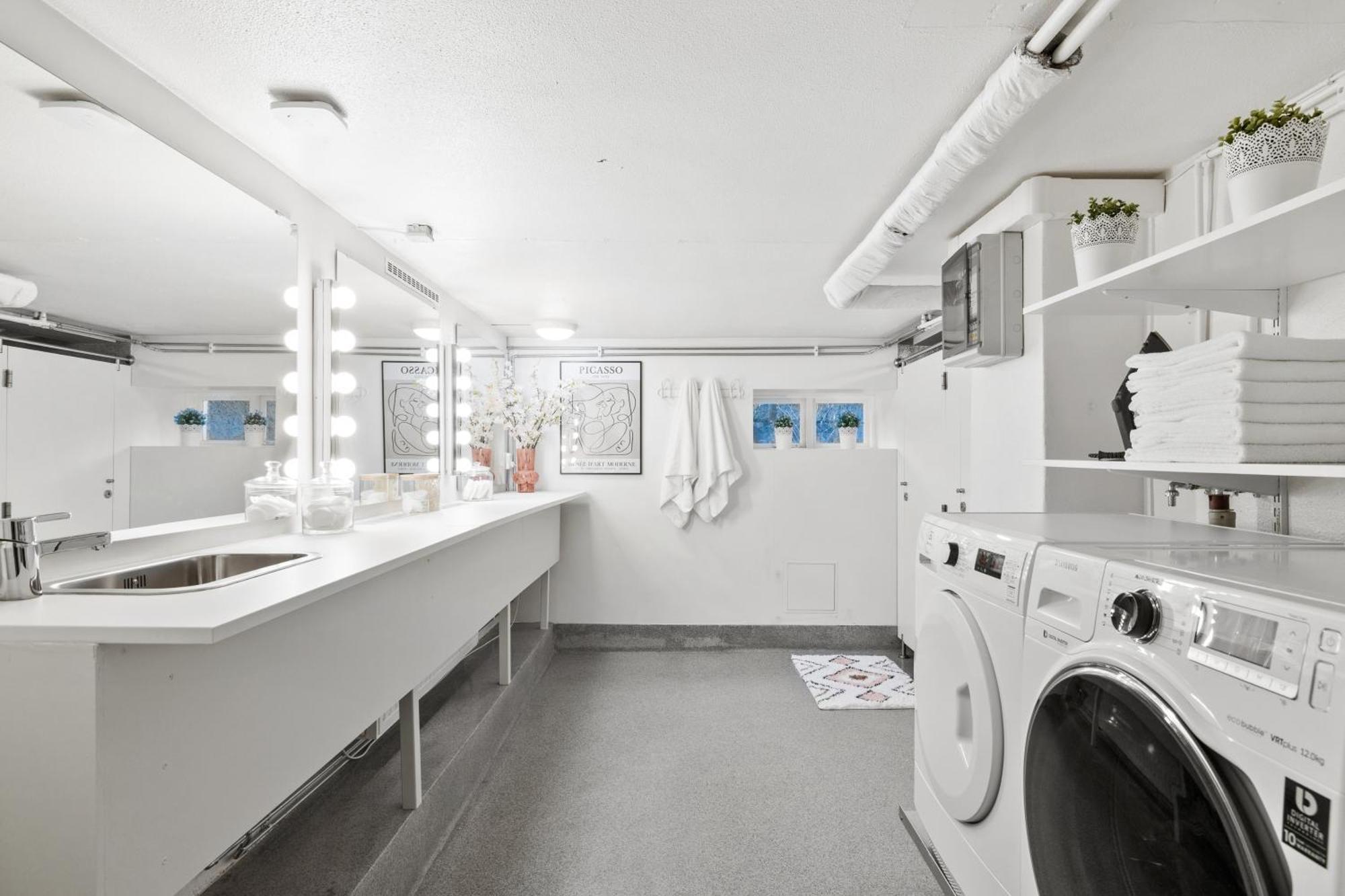 Luxury Villa In Downtown レイキャヴィーク エクステリア 写真